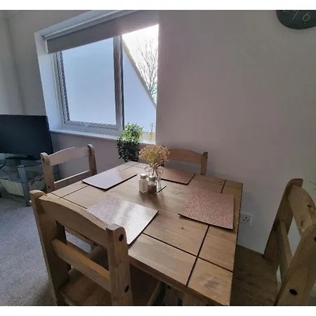 Canal Side Retreat - 2 Bedroom Apartment Heybridge  Exterior photo